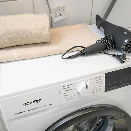 Spacious In For 6 People شقة غراتس