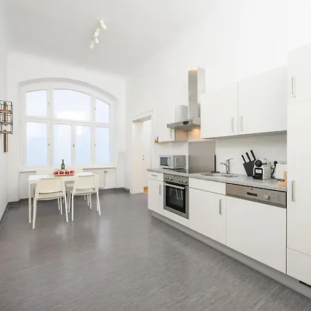Spacious In For 6 People Apartment *