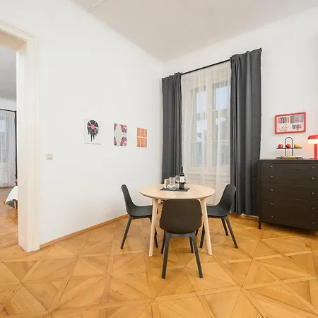 Spacious In For 6 People *