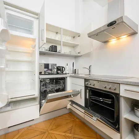 Spacious In For 6 People Appartement