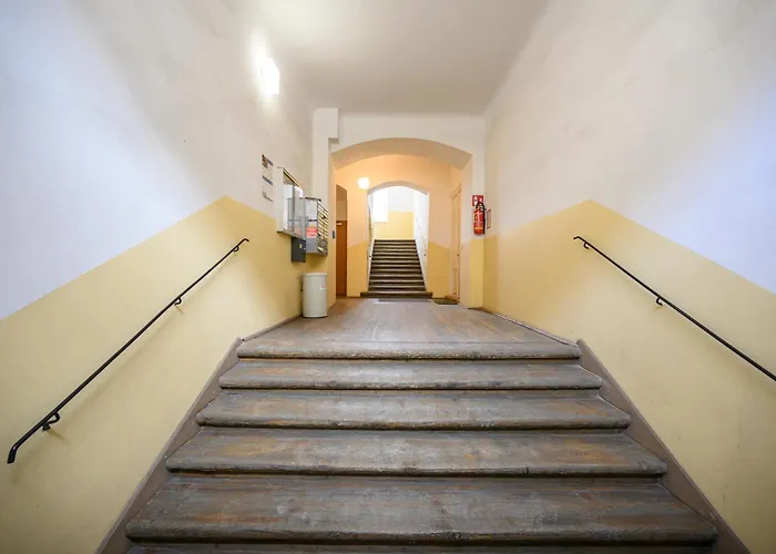 Spacious In For 6 People * Graz