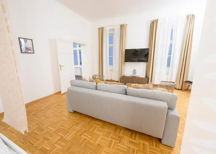 Spacious In For 6 People Apartament Graz