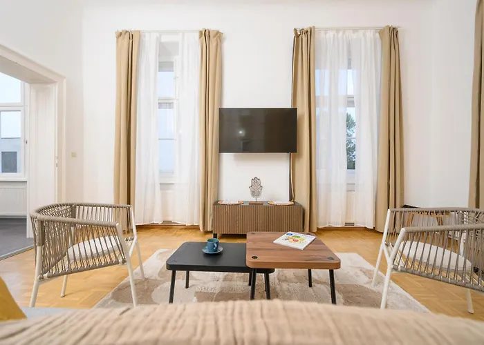 Spacious In For 6 People * 그라츠