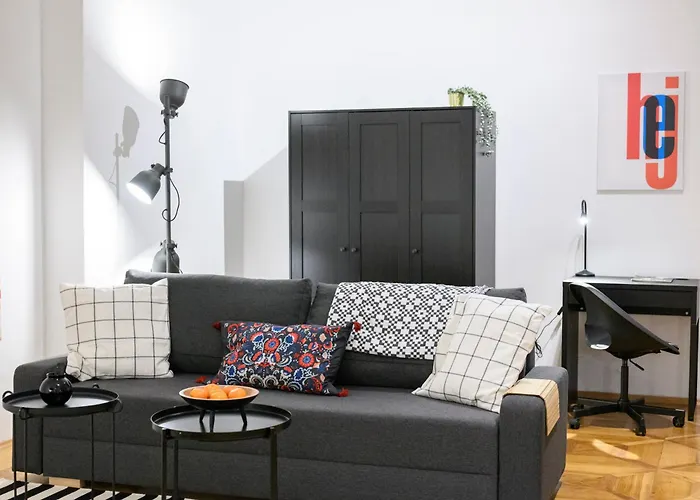 Spacious In For 6 People 아파트