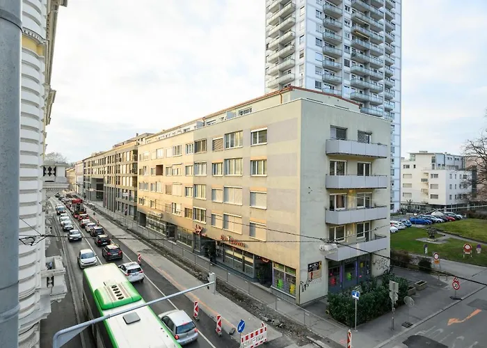 Spacious In For 6 People 그라츠