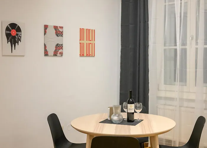 Spacious In For 6 People 그라츠