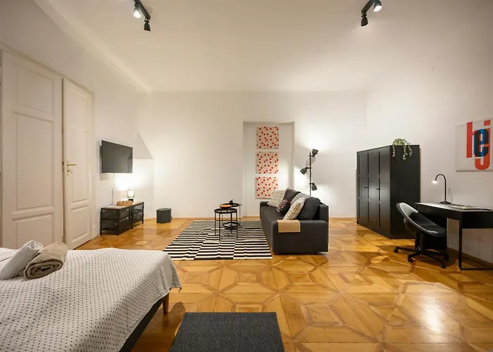 Spacious In For 6 People 그라츠