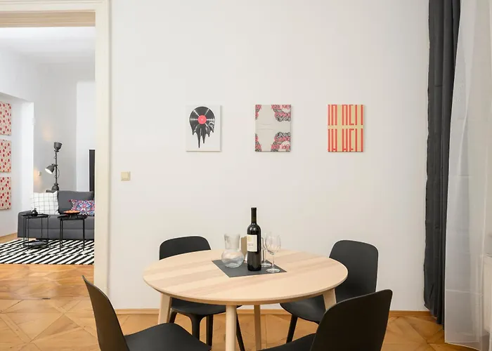 Spacious In For 6 People * 그라츠